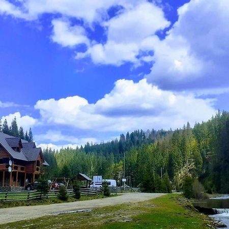 Маєток Горгани Hotel Synevyrsʼka Polyana Exterior foto